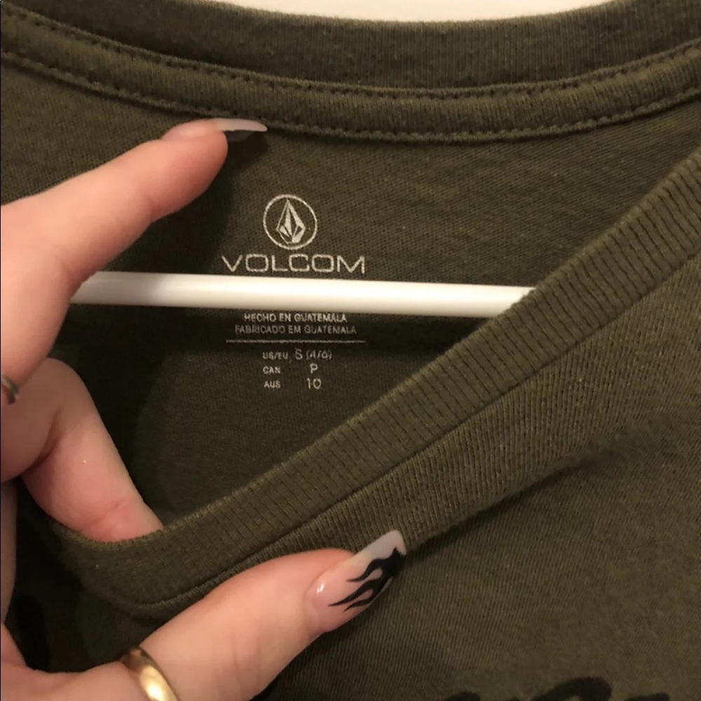 Volcom Tshirt - Picture 2 of 2